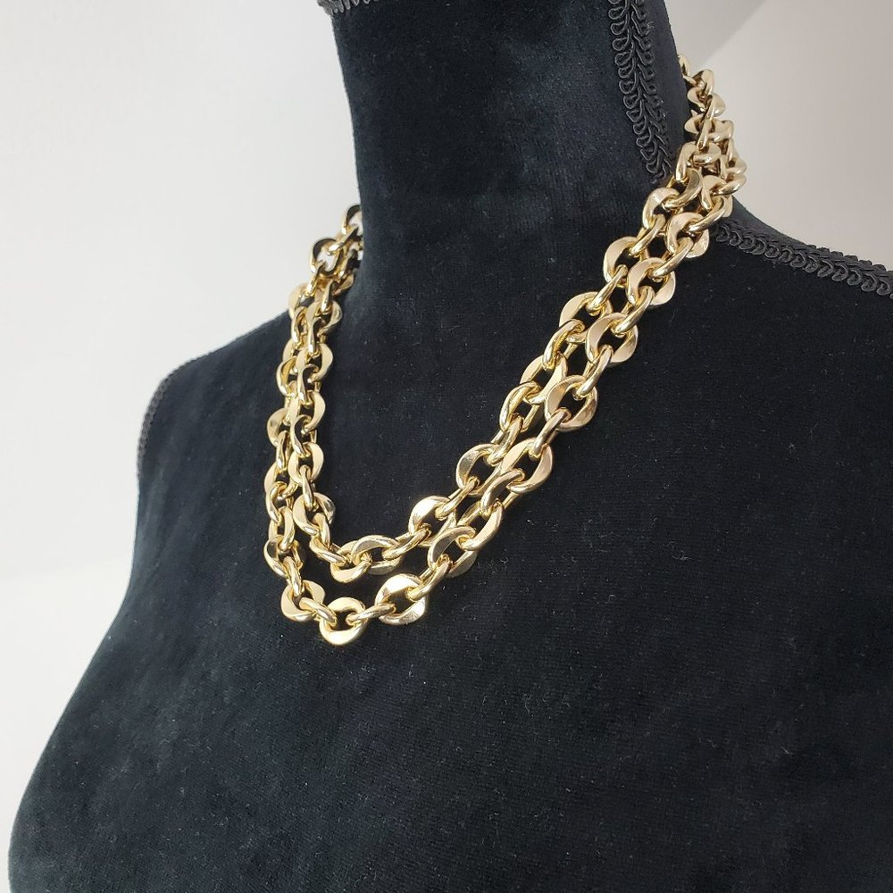 Gold Toned Link Necklace 🤩 - Picture 4 of 8